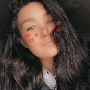 Meet your Posher, Jayllan